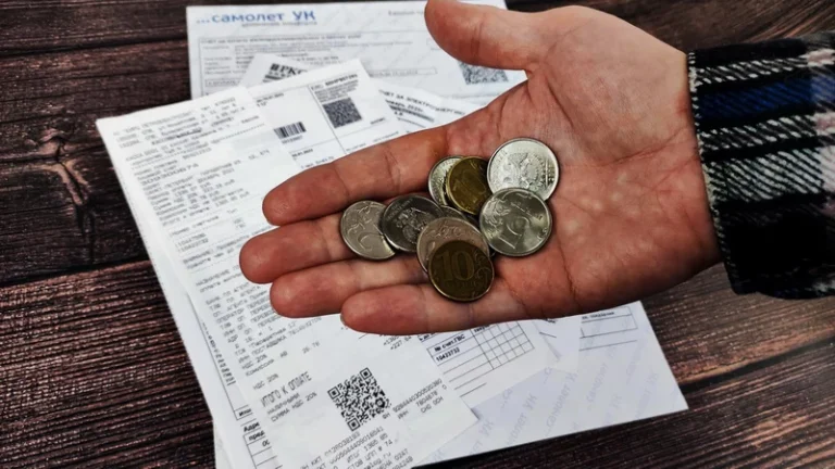 Долги за ЖКУ в частном доме: что могут арестовать, лишение прав и упрощенное взыскание